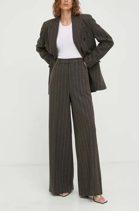Vunene hlače Remain boja: smeđa, široke, visoki struk
