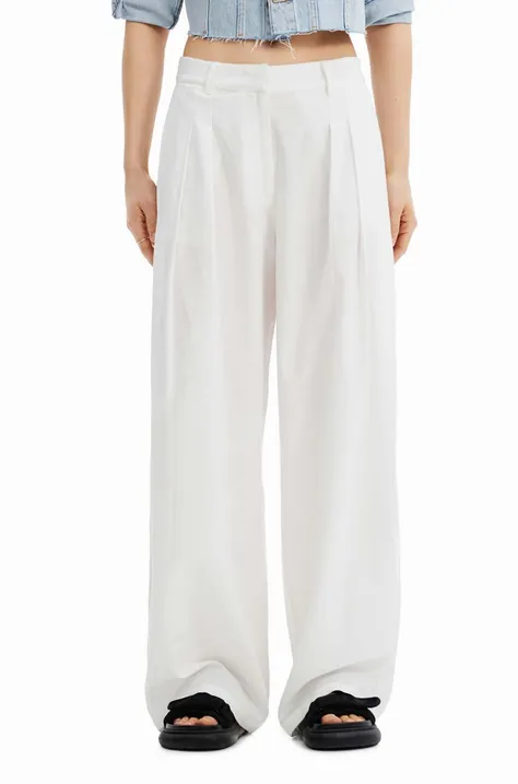 Παντελόνι με λινό μείγμα Desigual χρώμα: άσπρο