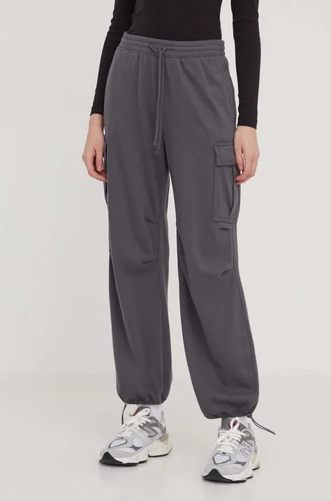 Спортен панталон Hollister Co. в сиво с изчистен дизайн