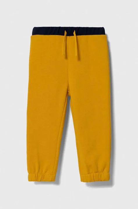 Детские спортивные штаны United Colors of Benetton цвет жёлтый с узором
