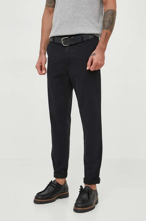Панталон BOSS в черно със стандартна кройка