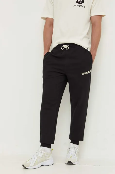 Спортивные штаны DC цвет чёрный с аппликацией
