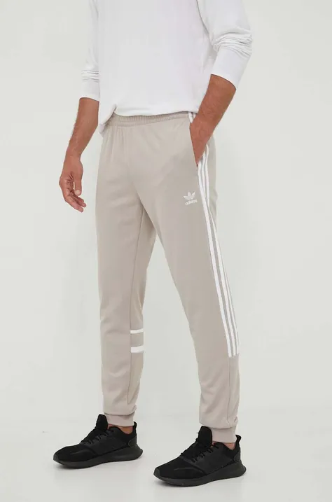adidas Originals spodnie dresowe kolor beżowy z aplikacją