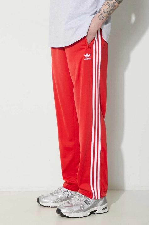 Tepláky adidas Originals červená farba, vzorované, IJ7057