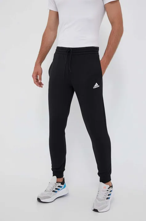 Спортивные штаны adidas цвет чёрный однотонные