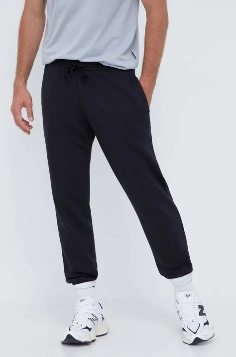 Спортен панталон adidas в черно с изчистен дизайн