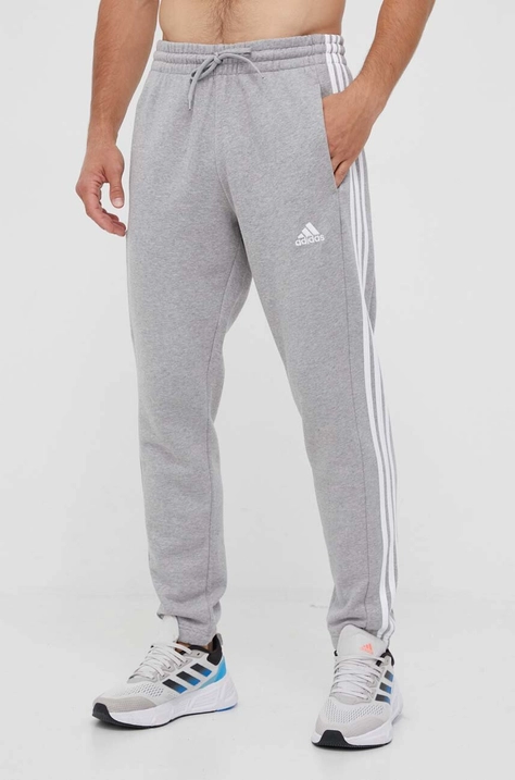 Bombažen spodnji del trenirke adidas siva barva