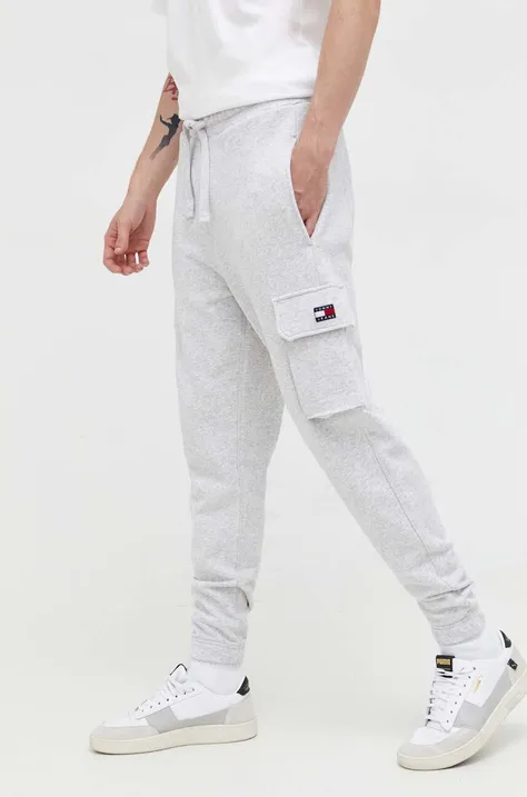 Памучен спортен панталон Tommy Jeans в сиво с меланжов десен