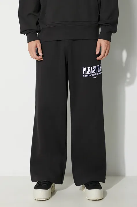 Puma pantaloni de trening din bumbac PUMA x PLEASURES Sweatpants culoarea negru, cu imprimeu, 620882