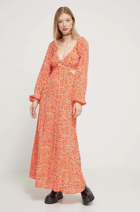 Šaty Billabong oranžová farba, maxi, áčkový strih