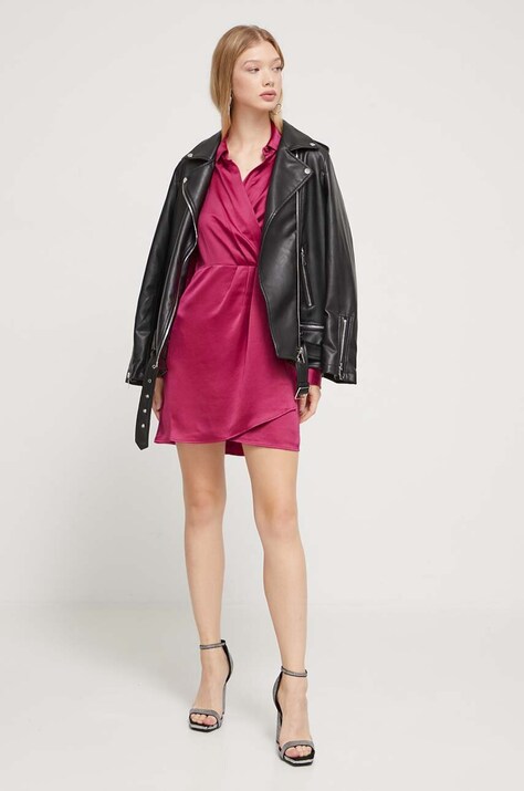 Рокля HUGO в розово къса разкроена