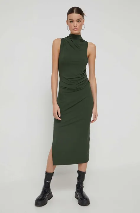 Superdry sukienka kolor zielony midi dopasowana
