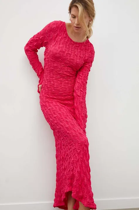 Сукня Gestuz колір рожевий maxi облягаюча