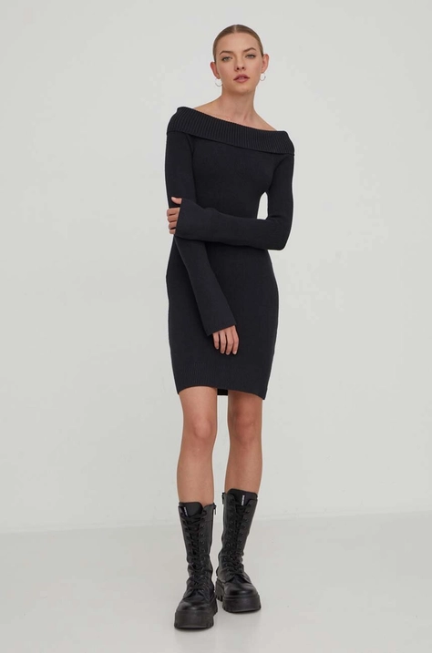 Hollister Co. rochie culoarea negru, mini, mulata