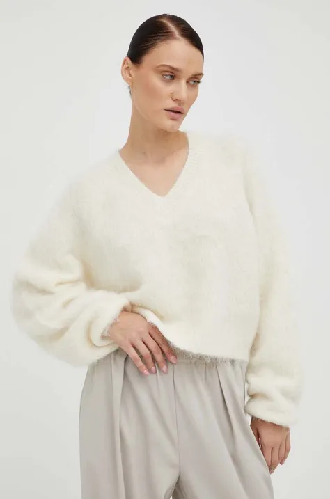 Vlnený sveter Gestuz dámsky, béžová farba, teplý