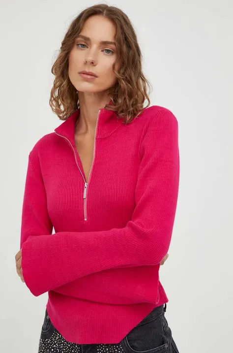 Gestuz sweter damski kolor różowy z półgolfem