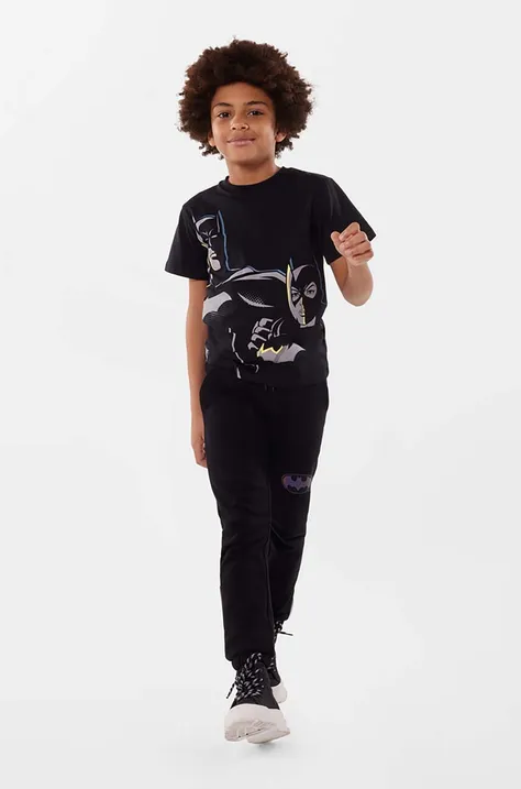 Дитяча бавовняна футболка Dkny колір чорний з принтом