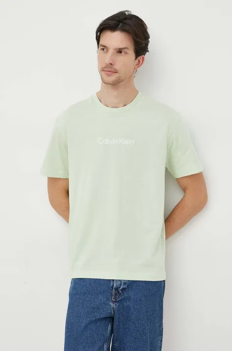 Bavlnené tričko Calvin Klein zelená farba, vzorovaný, K10K111346