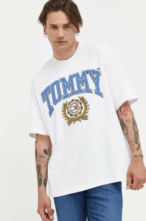 Bavlnené tričko Tommy Jeans béžová farba, s nášivkou