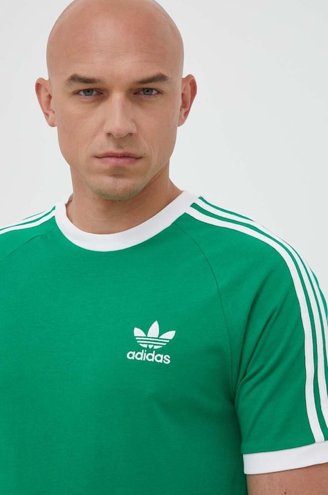 adidas Originals tricou din bumbac Adicolor 3-Stripes culoarea verde, cu imprimeu IM0410