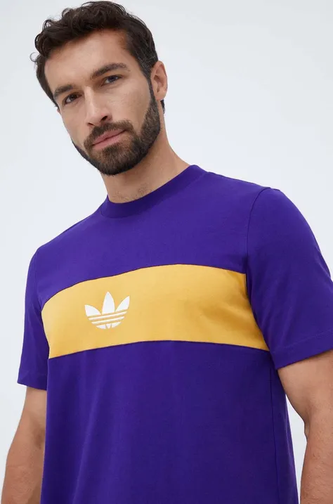 Хлопковая футболка adidas Originals цвет фиолетовый узорный