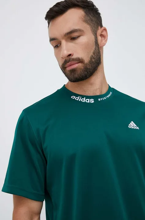 Хлопковая футболка adidas цвет зелёный с аппликацией