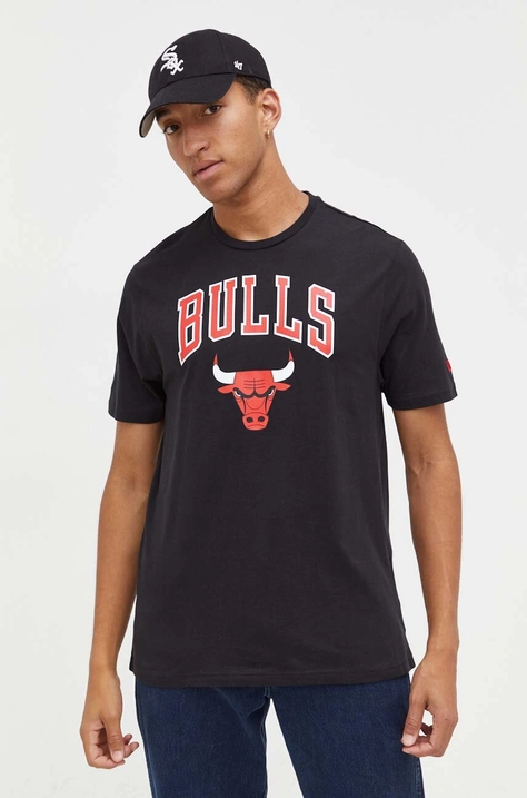 Памучна тениска New Era в черно с принт CHICAGO BULLS