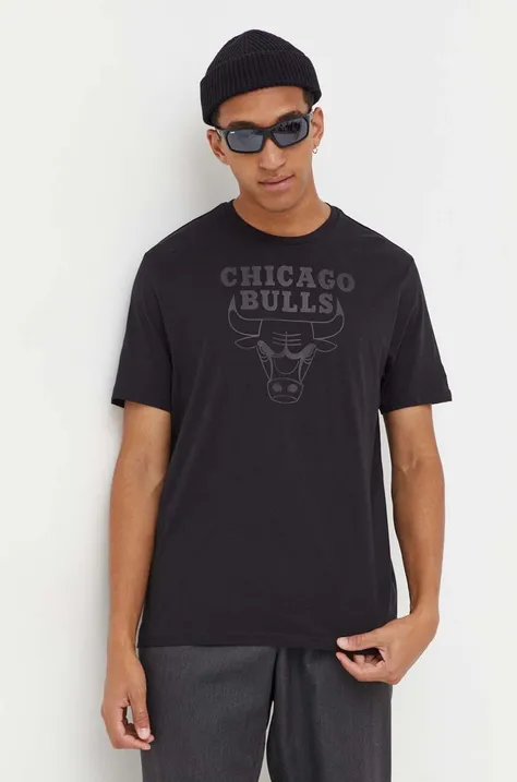 Βαμβακερό μπλουζάκι New Era χρώμα: μαύρο, CHICAGO BULLS
