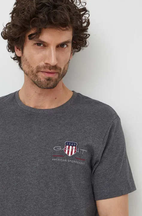 Памучна тениска Gant в сиво с апликация