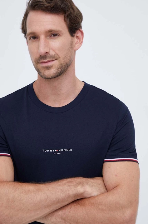 Tommy Hilfiger t-shirt bawełniany kolor granatowy z aplikacją