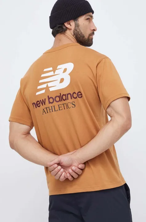 Pamučna majica New Balance za muškarce, boja: smeđa, s tiskom