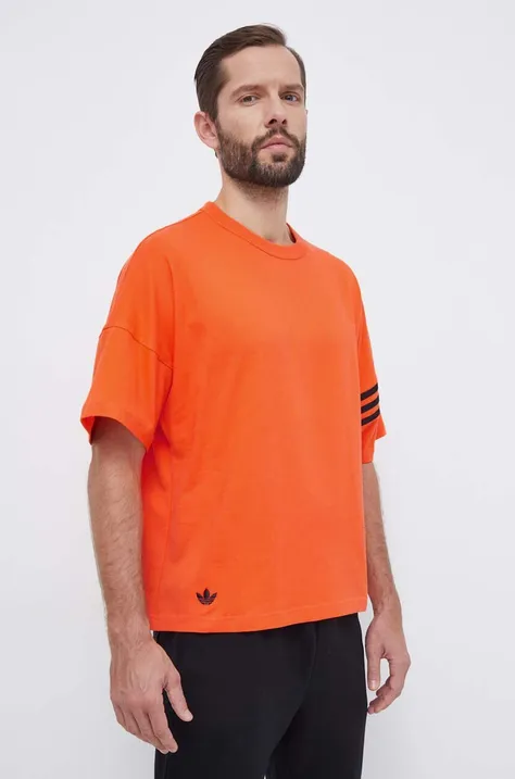 Памучна тениска adidas Originals в оранжево с апликация