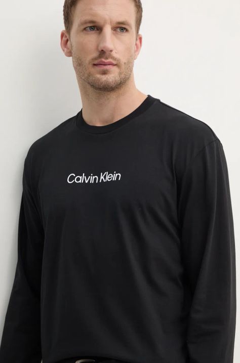 Bavlnené tričko s dlhým rukávom Calvin Klein čierna farba, s potlačou, K10K112396