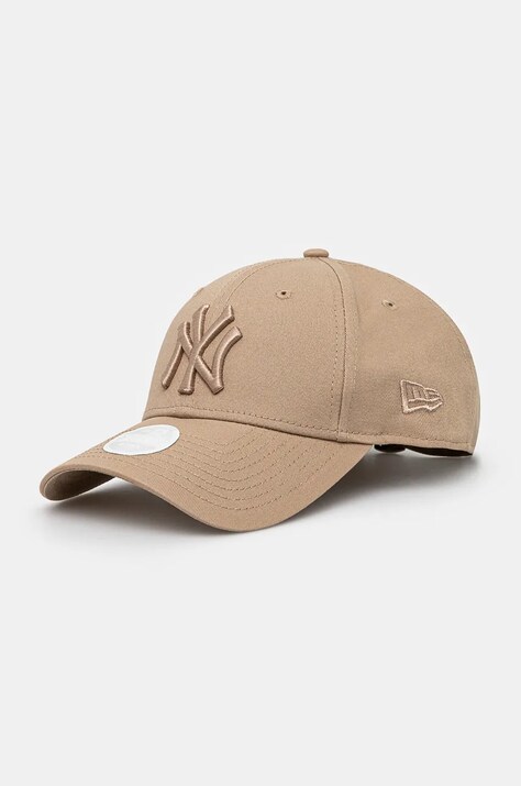 Bavlněná baseballová čepice New Era LEAGUE ESSENTIAL 9FORTY® NEW YORK YANKEES hnědá barva, 60471463