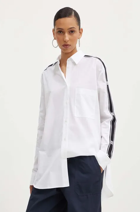 Памучна риза HUGO дамска в бяло със свободна кройка с класическа яка 50530260