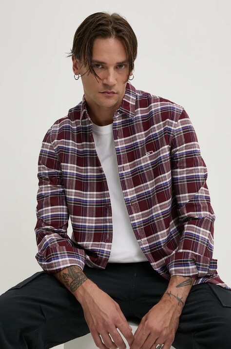 Бавовняна сорочка Tommy Jeans чоловіча колір бордовий regular класичний комір DM0DM19648