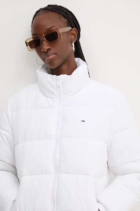 Tommy Jeans geaca femei, culoarea alb, de iarna, DW0DW18827