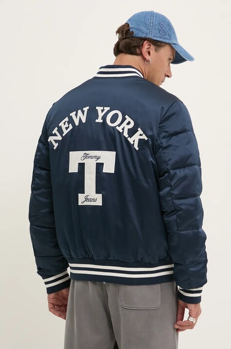 Tommy Jeans geaca bomber barbati, culoarea albastru marin, de iarna, oversize, DM0DM20468
