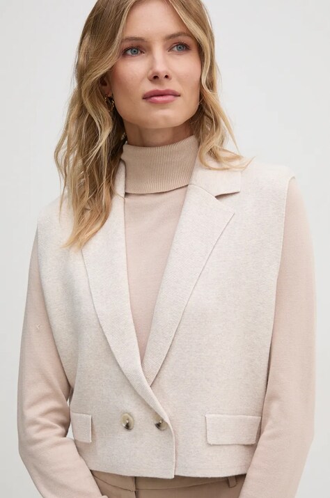 OUI vesta culoarea bej, cu doua randuri de nasturi, 89309