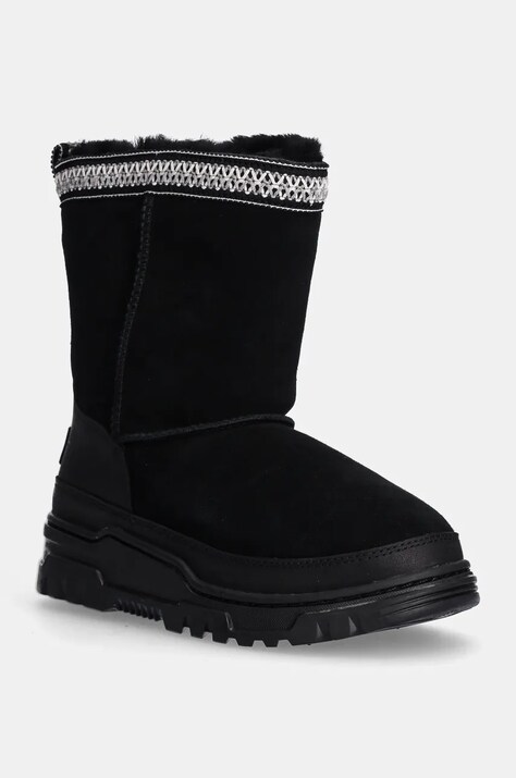 Детски апрески UGG KIDS CLASSIC SHORTRAILGAZER в черно 1157694K