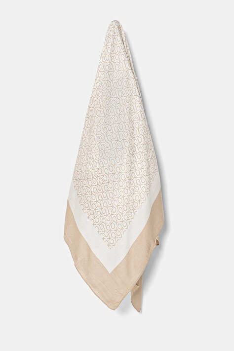 Тънък шал Calvin Klein в бежово с десен K60K612706