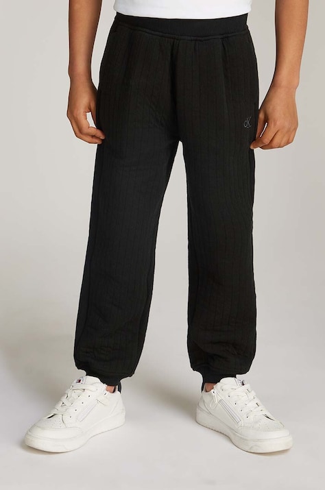 Calvin Klein Jeans pantaloni de trening pentru copii VERTICAL QUILTED culoarea negru, neted, IB0IB02192