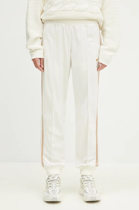 Спортивные штаны adidas Originals Velvet Track Pant цвет бежевый с аппликацией IX0960