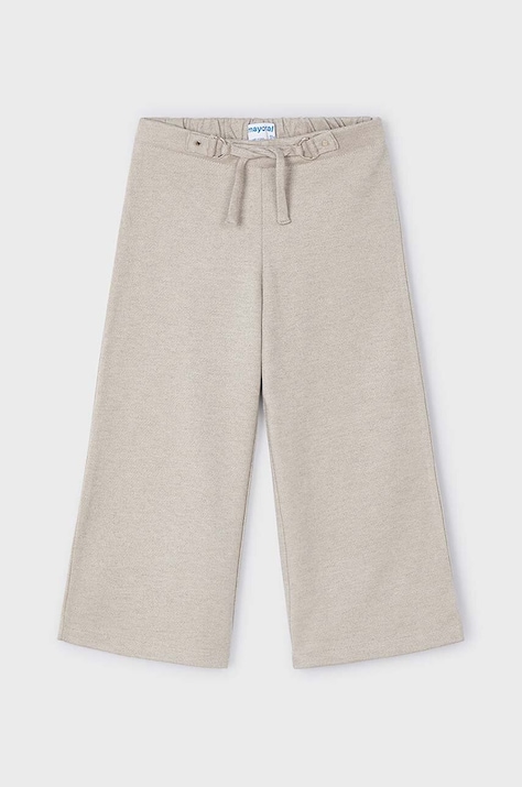 Детски панталон Mayoral в бежово с изчистен дизайн 4549