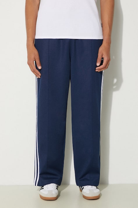 adidas Originals pantaloni de trening Adicolor Baggy Fit Firebird Pant culoarea albastru marin, cu imprimeu, IZ2466