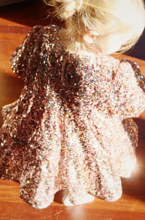 Konges Sløjd sukienka dziecięca LILA SEQUINS DRESS kolor różowy mini rozkloszowana KS101558