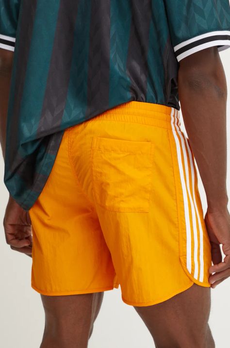 adidas Originals pantaloncini Adicolor Classics Sprinter Shorts uomo colore arancione IZ2418