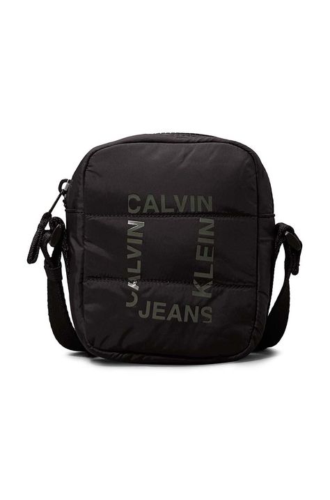 Παιδικό τσαντάκι Calvin Klein Jeans χρώμα: μαύρο, IU0IU00649