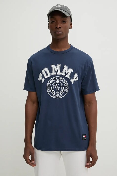 Tommy Jeans tricou din bumbac barbati, culoarea albastru marin, cu imprimeu, DM0DM18542