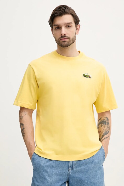 Тениска Lacoste в жълто с изчистен дизайн TH2745